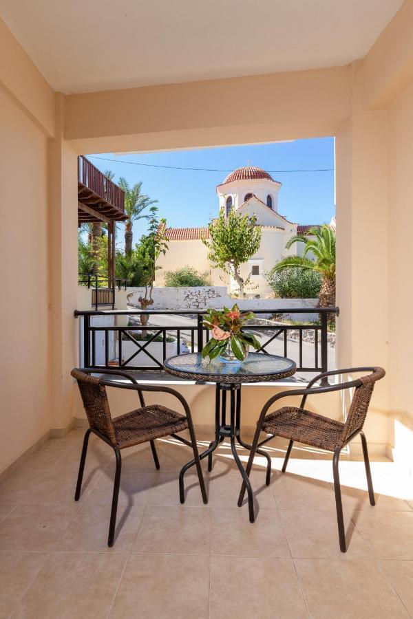 Castello Apartments Resmo Dış mekan fotoğraf