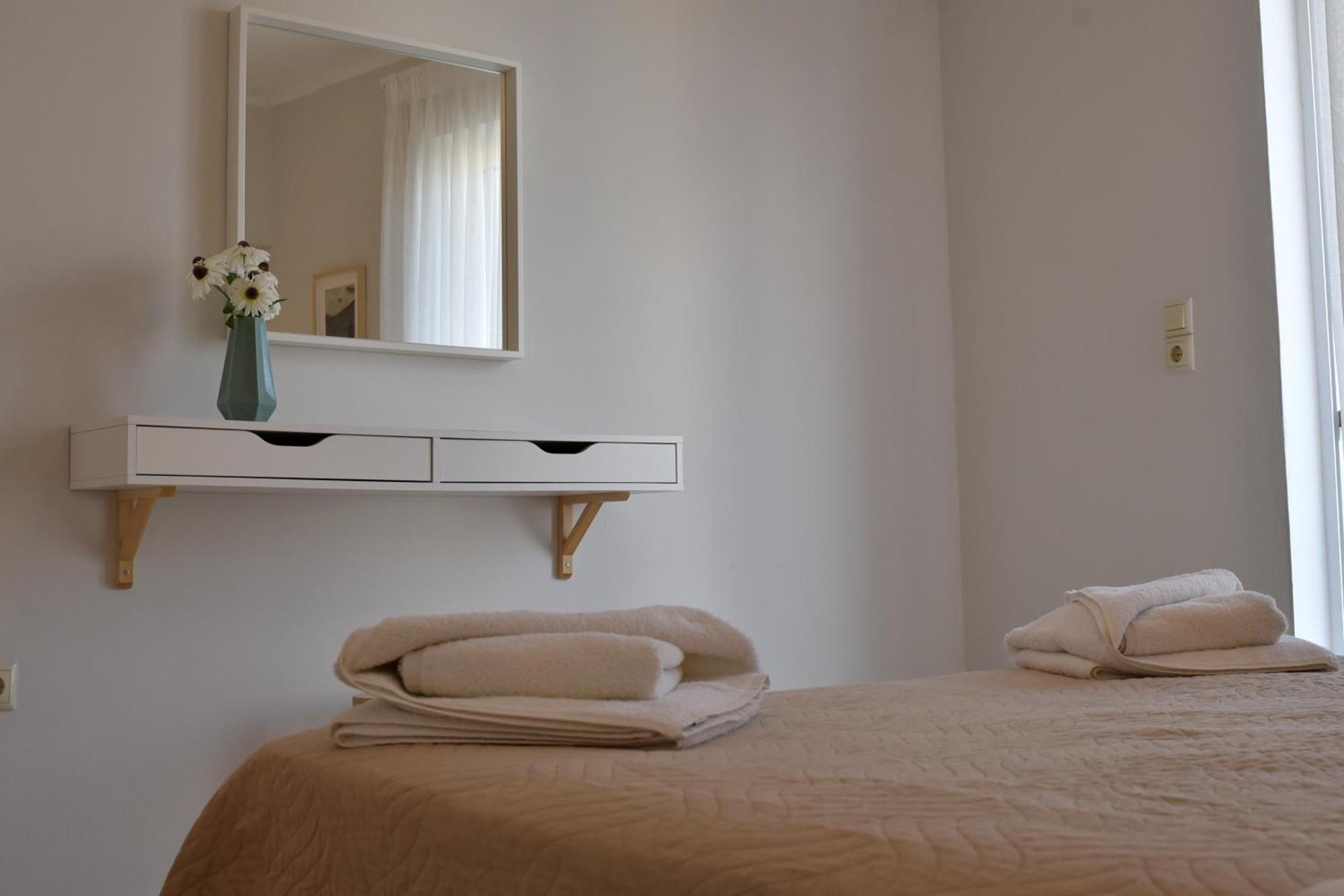 Castello Apartments Resmo Dış mekan fotoğraf