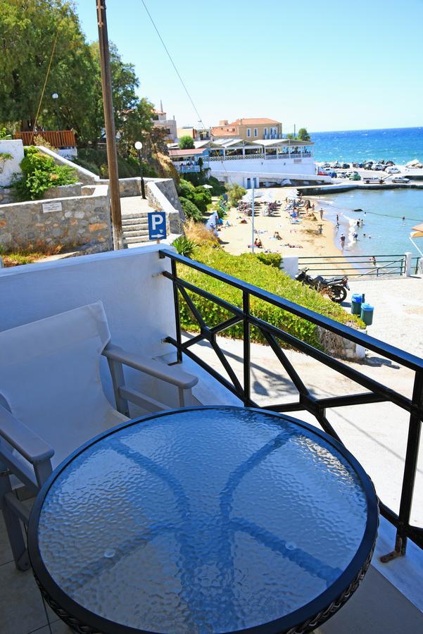 Castello Apartments Resmo Dış mekan fotoğraf